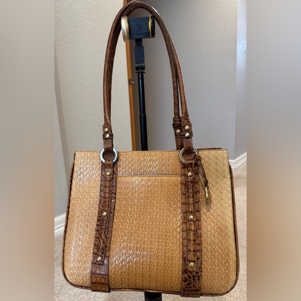 Vintage Brahmin Leather Tan & Brown  Crocodile Embossed Shoulder Bag